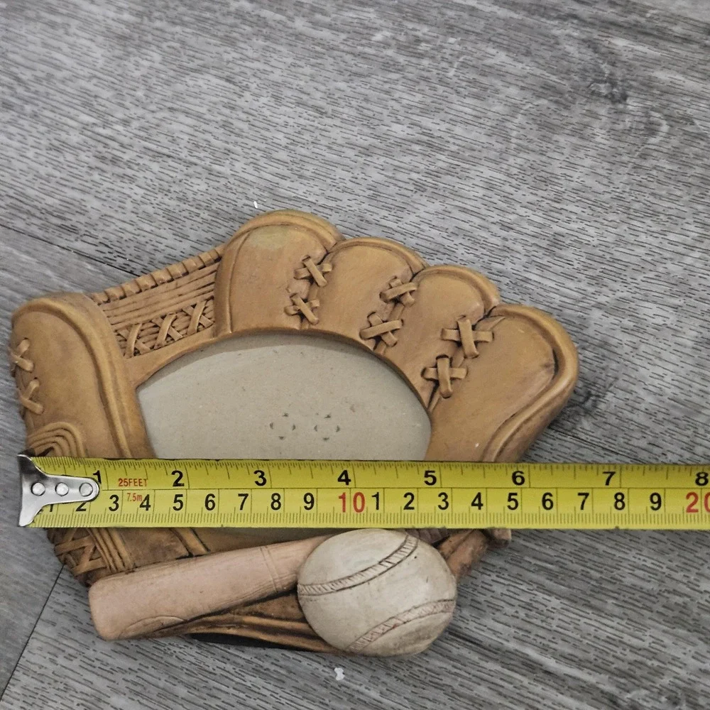 vintage brown ceramic 3D baseball glove photo frame